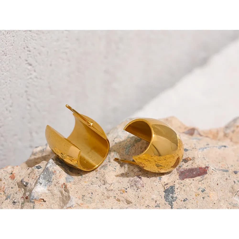 Yhpup Gold-Tone Curly Chunky Stud Earrings