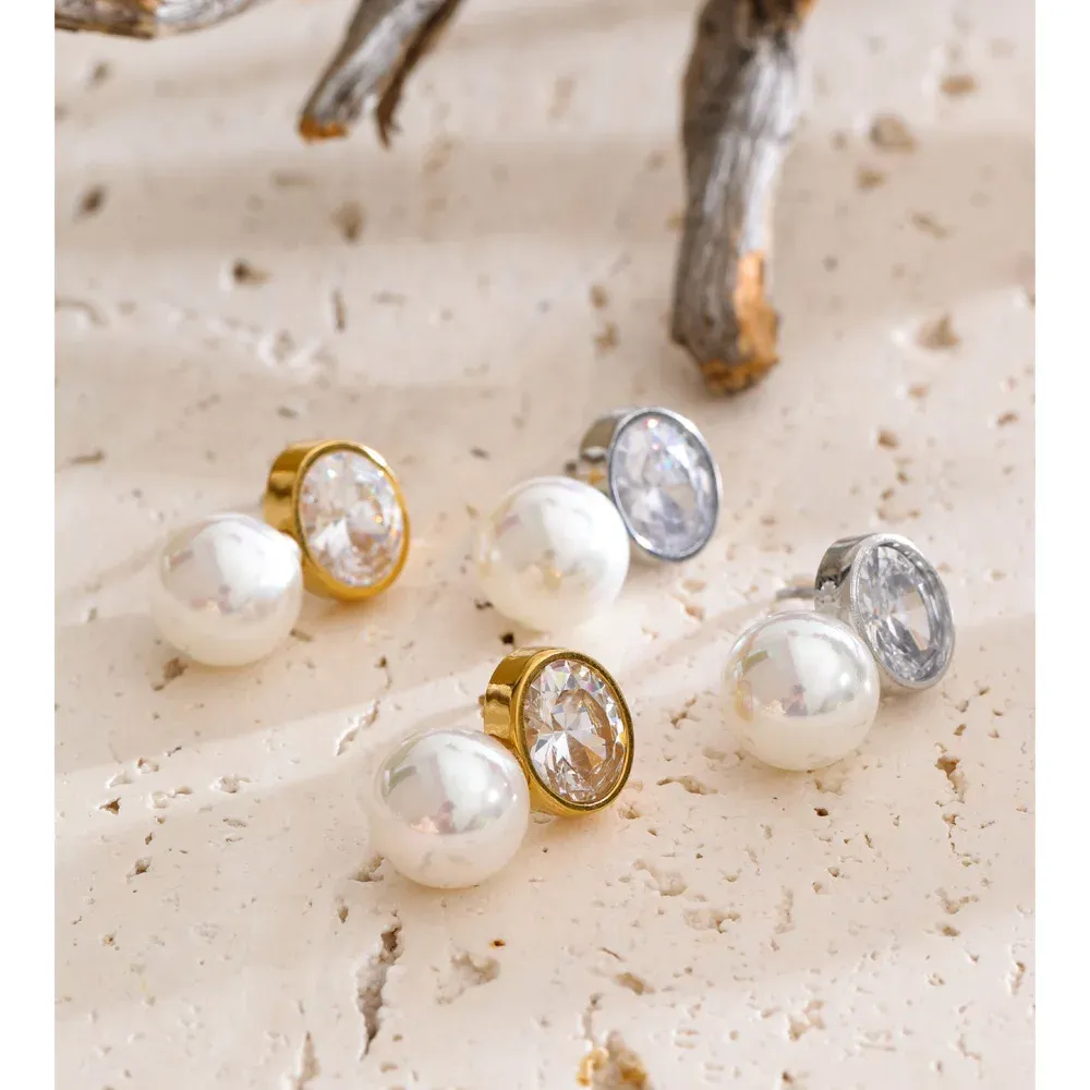 Yhpup Zirconia Pearl Round Stud Earrings