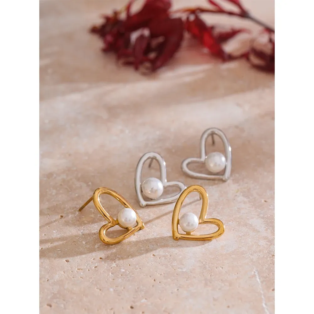 Yhpup Hollow Heart Pearl Stud Earrings