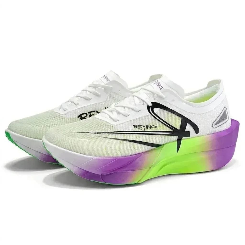 IRUNSVAN carbon plate running shoes pair